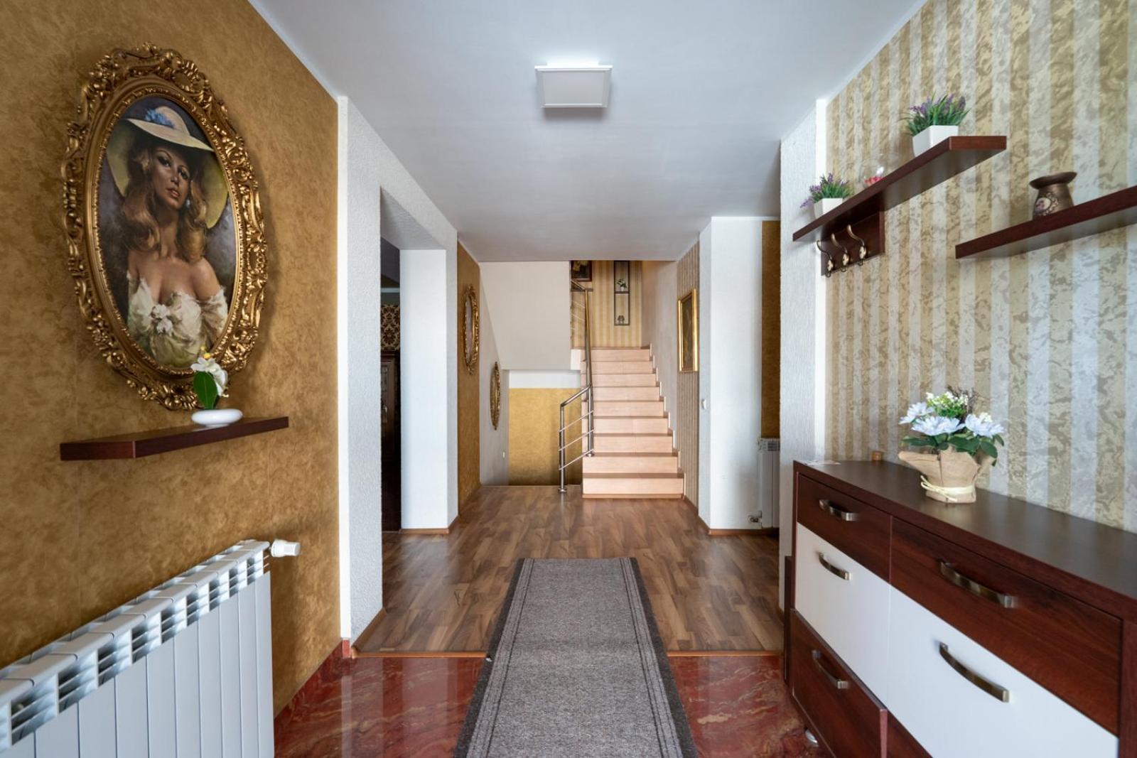 Farawayhomes Aparthotel Near Vienna Airport - Anytime Self Check-In Bruck an der Leitha Eksteriør billede