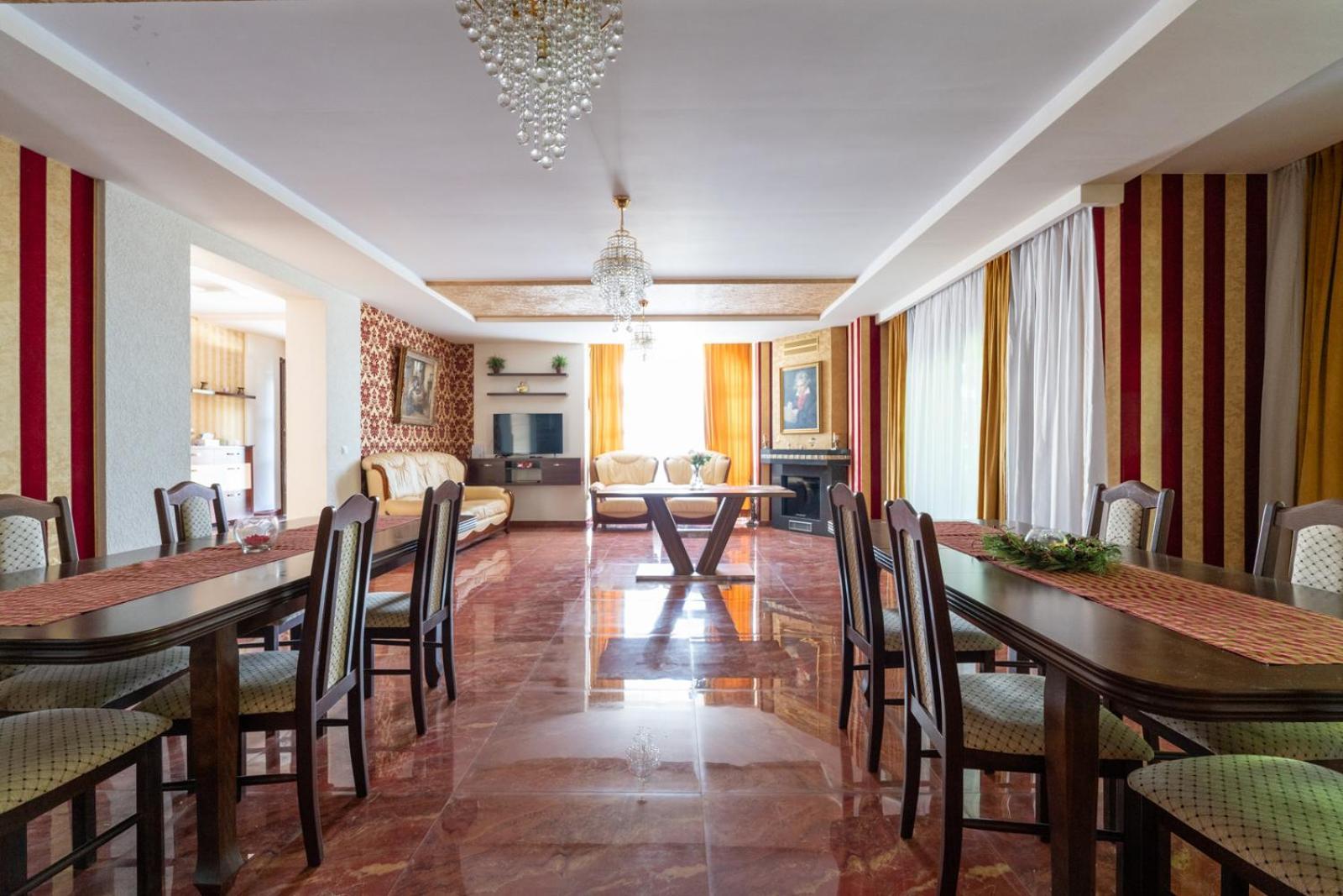 Farawayhomes Aparthotel Near Vienna Airport - Anytime Self Check-In Bruck an der Leitha Eksteriør billede