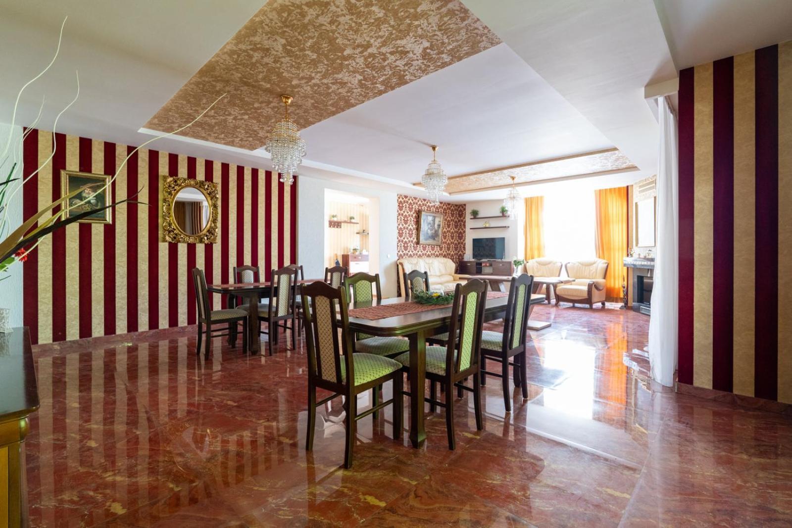 Farawayhomes Aparthotel Near Vienna Airport - Anytime Self Check-In Bruck an der Leitha Eksteriør billede
