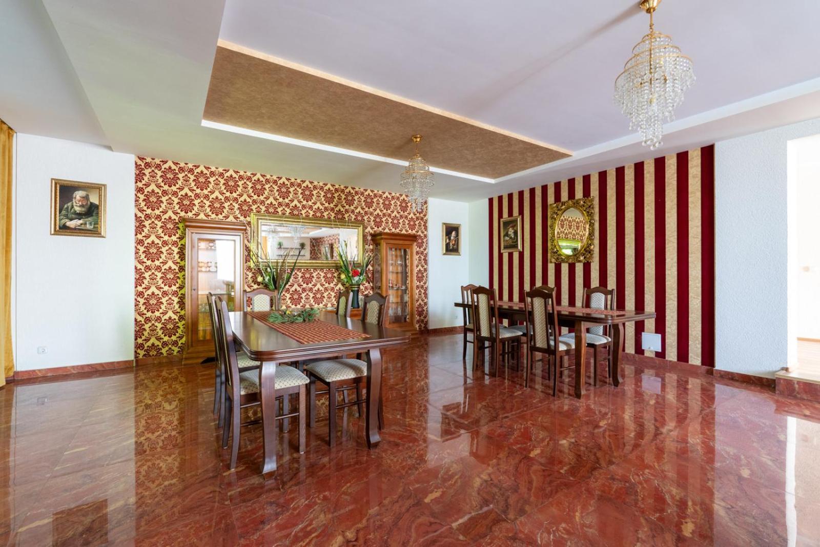 Farawayhomes Aparthotel Near Vienna Airport - Anytime Self Check-In Bruck an der Leitha Eksteriør billede