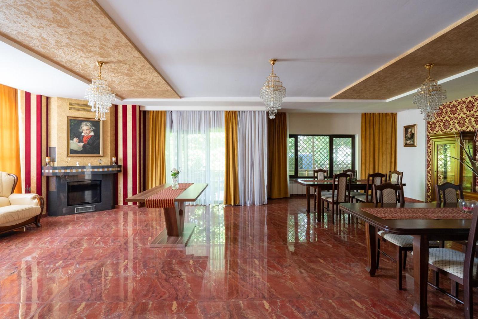 Farawayhomes Aparthotel Near Vienna Airport - Anytime Self Check-In Bruck an der Leitha Eksteriør billede
