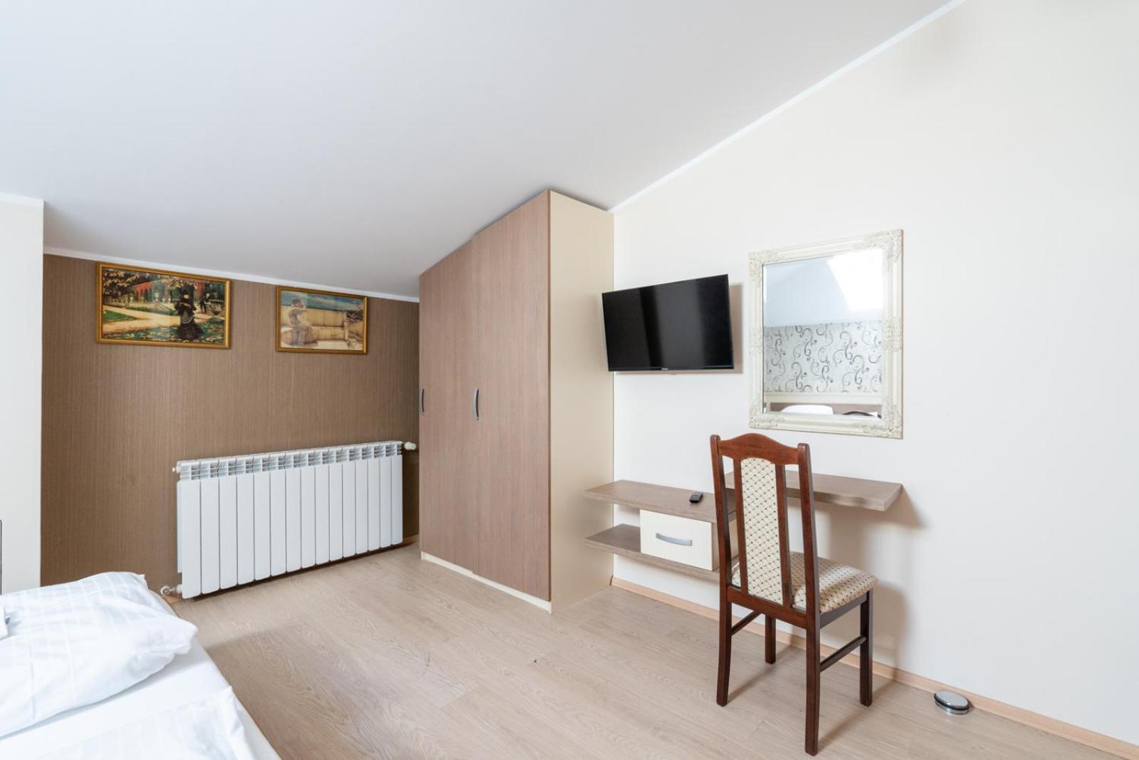 Farawayhomes Aparthotel Near Vienna Airport - Anytime Self Check-In Bruck an der Leitha Eksteriør billede