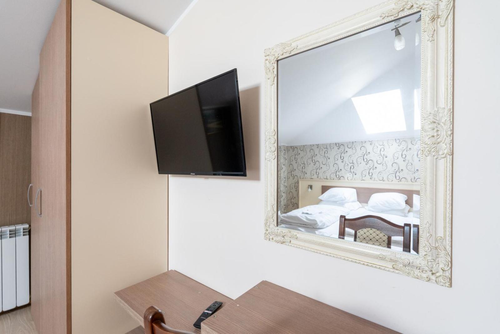 Farawayhomes Aparthotel Near Vienna Airport - Anytime Self Check-In Bruck an der Leitha Eksteriør billede