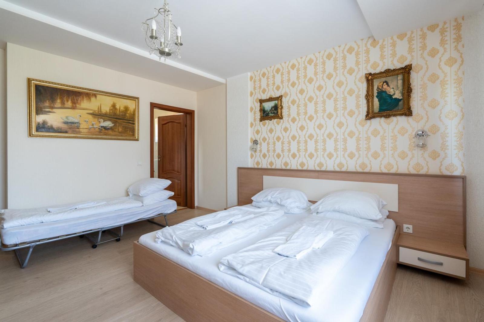 Farawayhomes Aparthotel Near Vienna Airport - Anytime Self Check-In Bruck an der Leitha Eksteriør billede