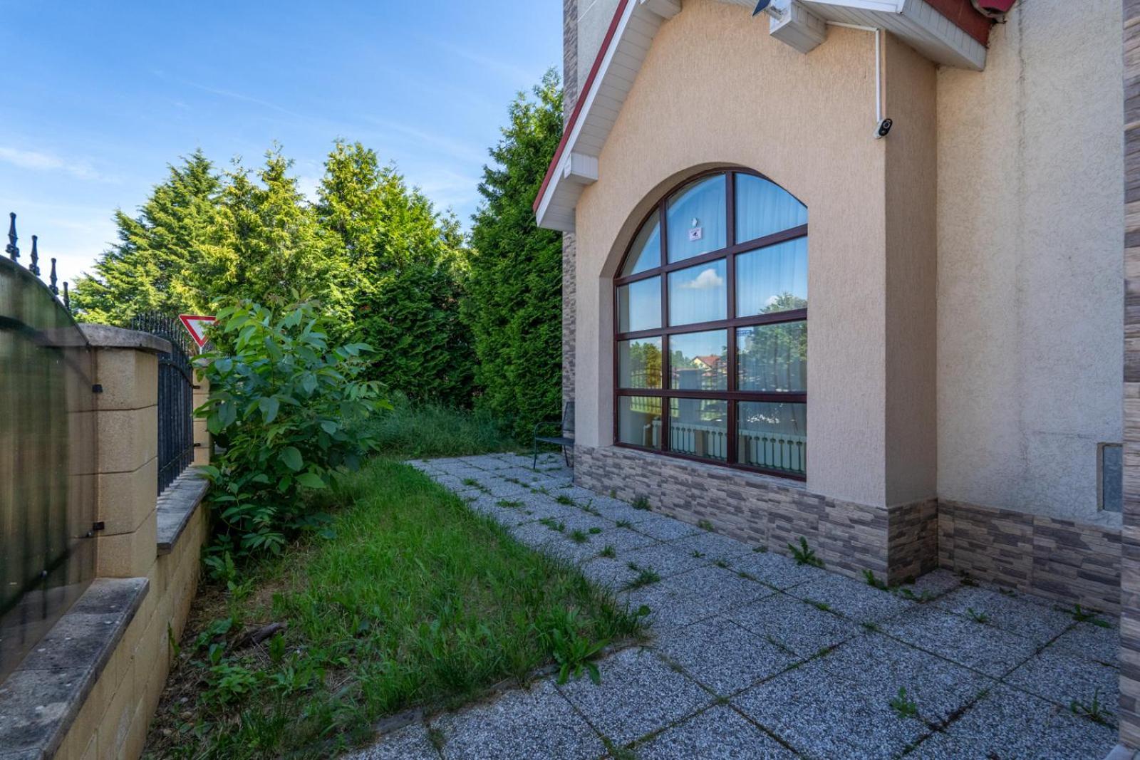 Farawayhomes Aparthotel Near Vienna Airport - Anytime Self Check-In Bruck an der Leitha Eksteriør billede